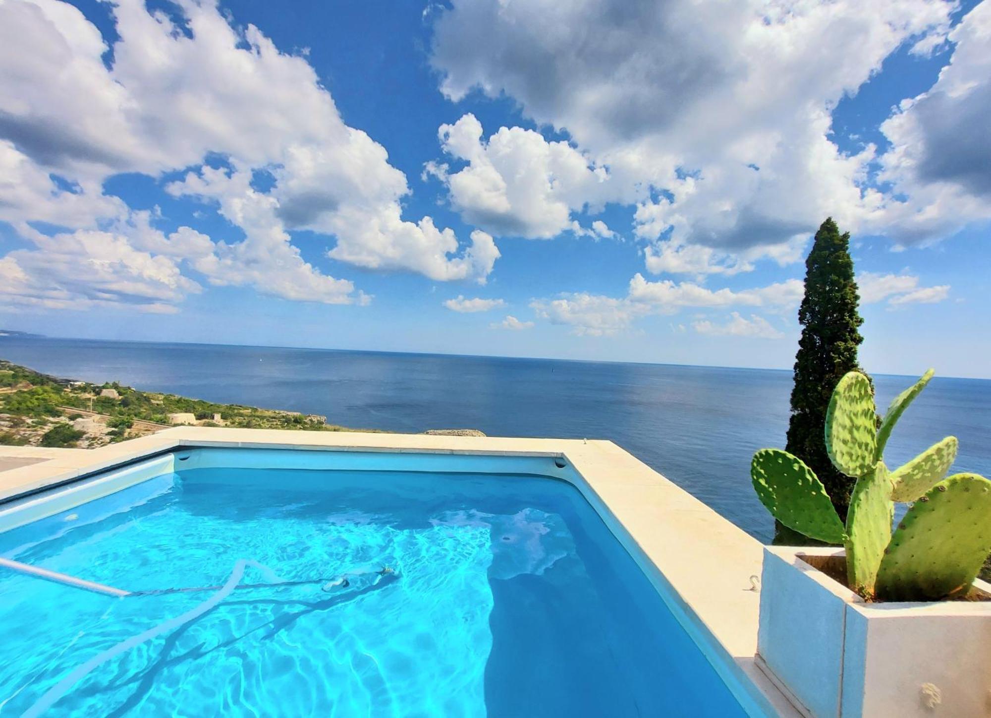 Blu Suite Cottage Sul Mare E Swimming Pool Триказе Екстериор снимка